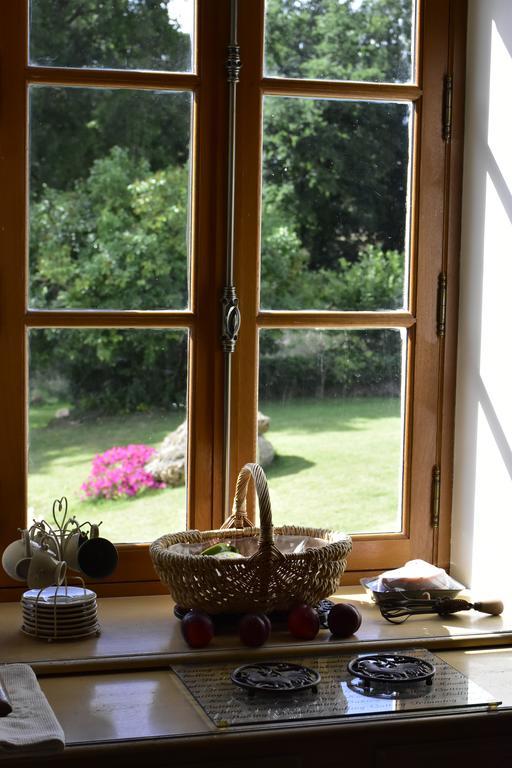 La Tale Bed and Breakfast Chahaignes Buitenkant foto