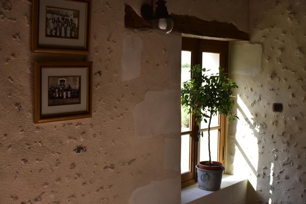 La Tale Bed and Breakfast Chahaignes Buitenkant foto